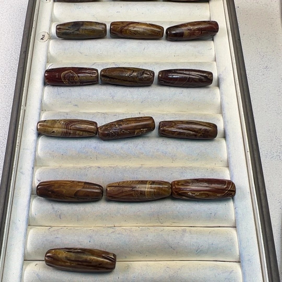 琉璃非金属玛恼一颗