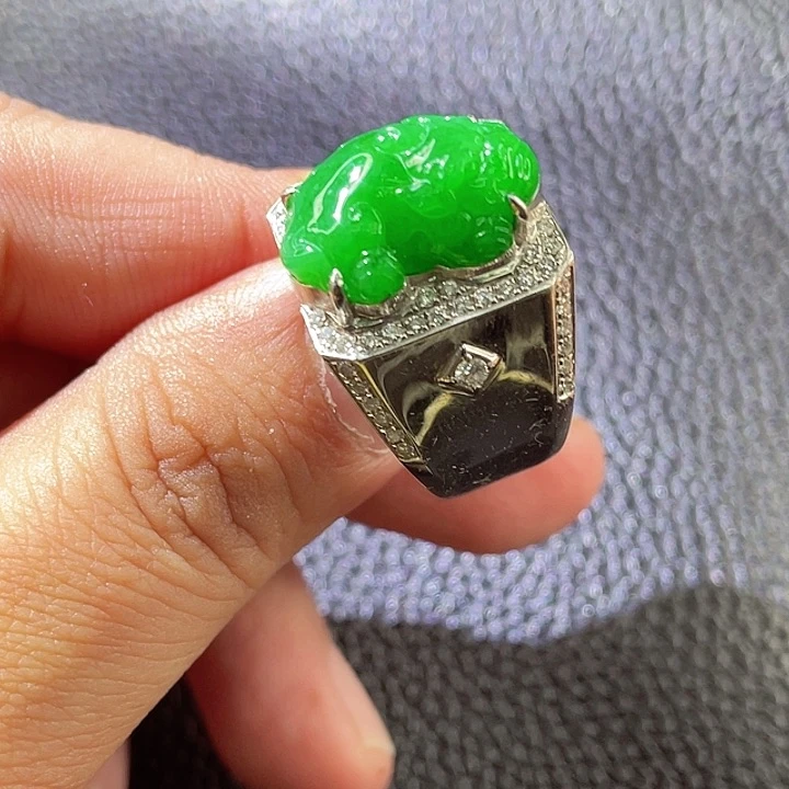 定制翡翠18K金镶嵌悠****0翡翠