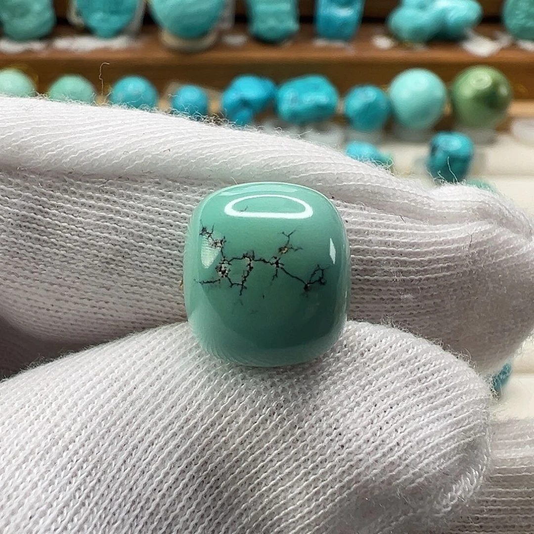 绿松石配饰未镶嵌