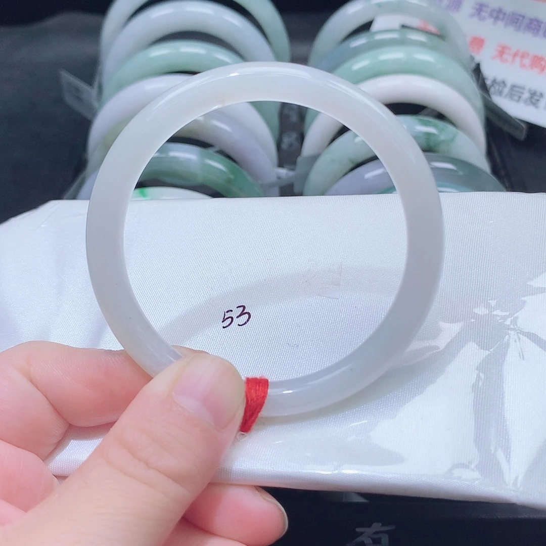 翡翠未镶嵌手镯107