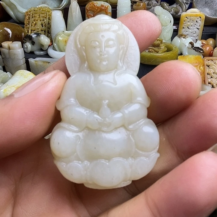 颈饰未镶嵌和田玉