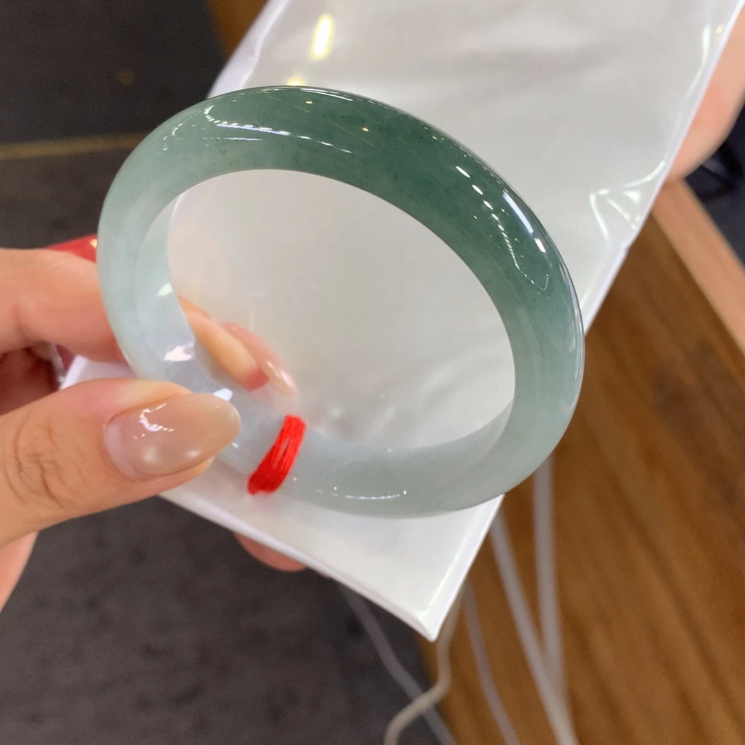 翡翠未镶嵌手镯天然A货翡翠56/57