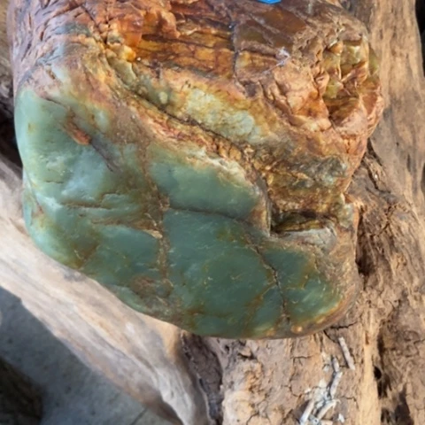 偷***闲和田玉（糖玉）未镶嵌挂件