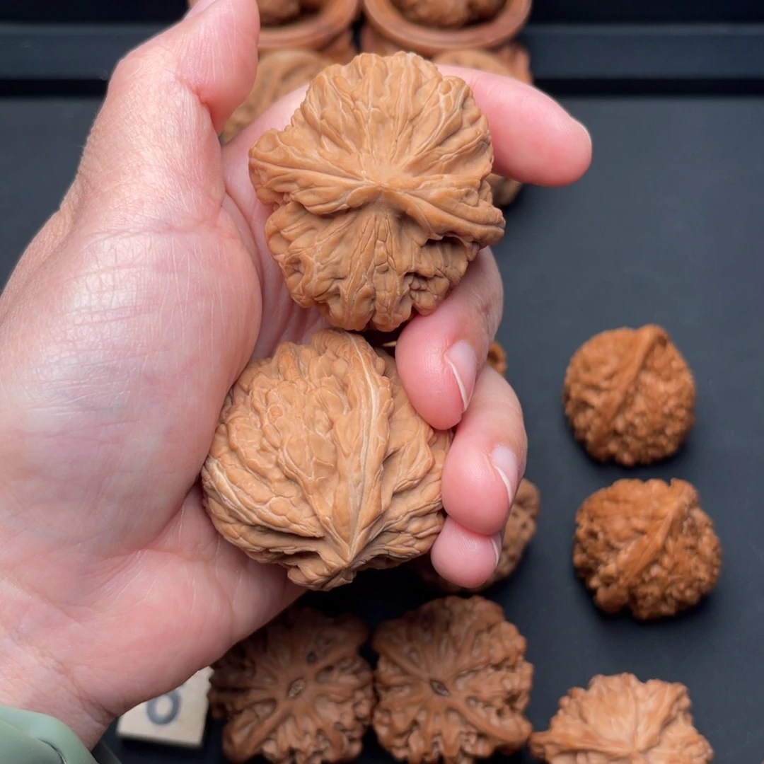 快***生把件桃核红锦鲤25.930A