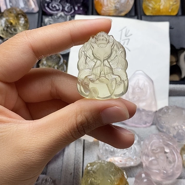 未镶嵌水晶颈饰水晶吊坠