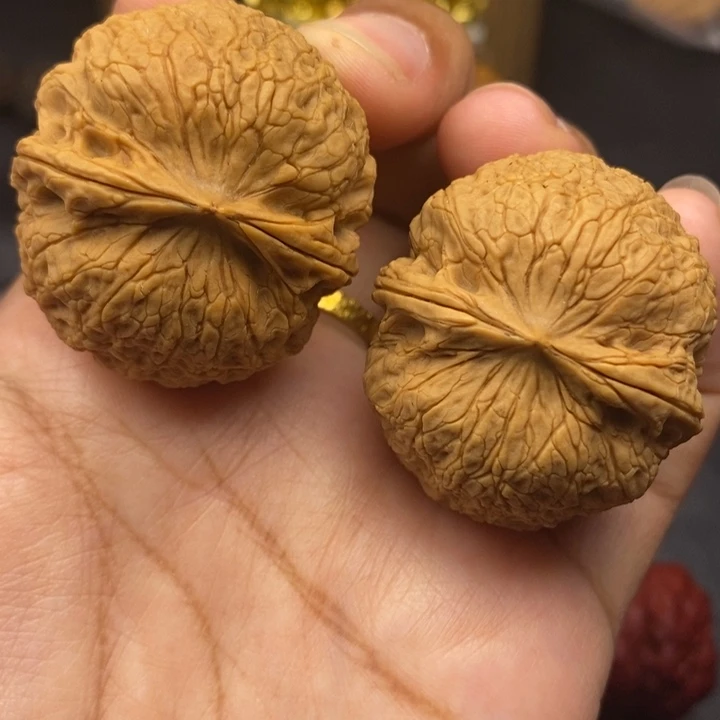 把件文玩核桃39尺牡丹绣球