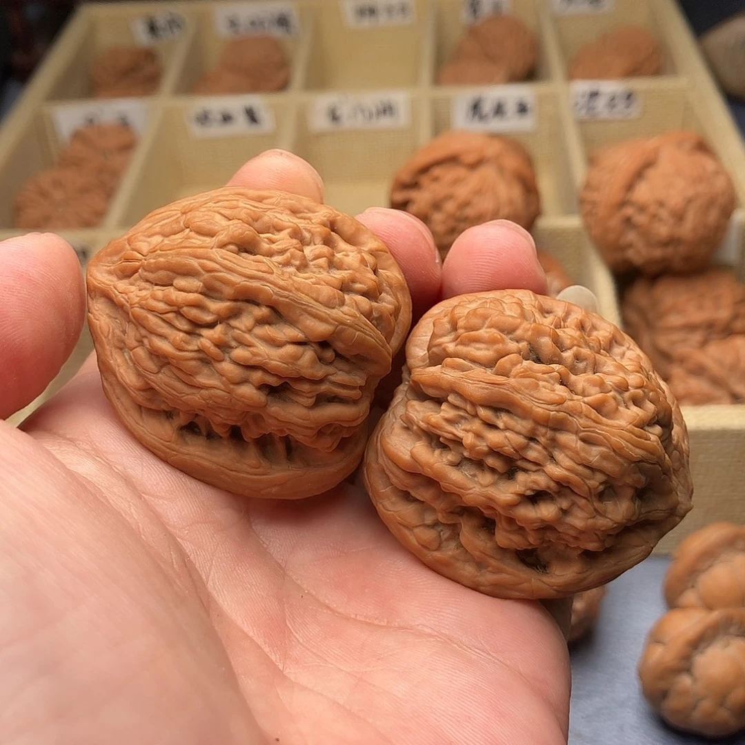 老***-把件文玩核桃虎头王