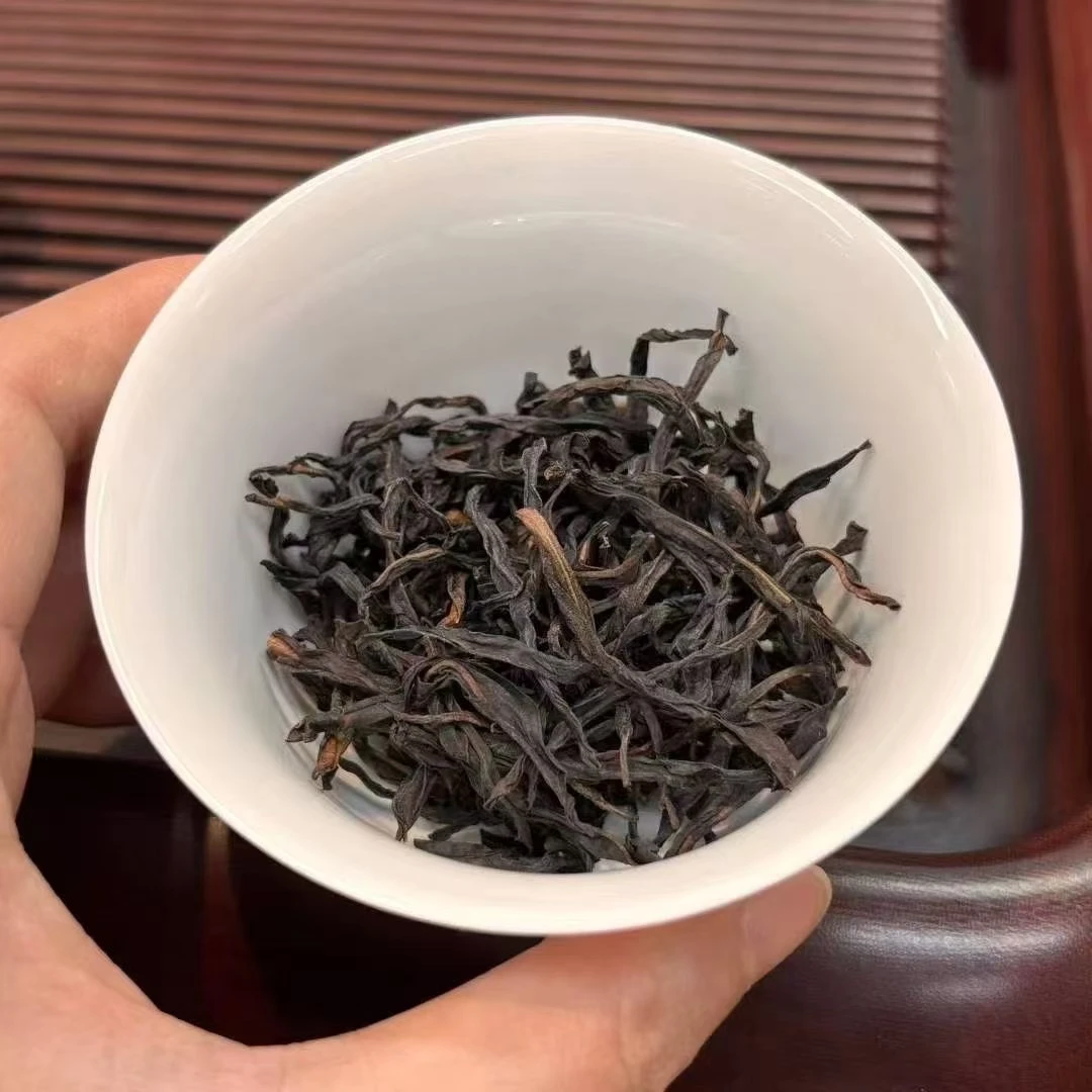 老丛蜜兰香 隔年醇 花香甜爽口感醇厚 凤凰单丛乌龙茶 （罐子随机）