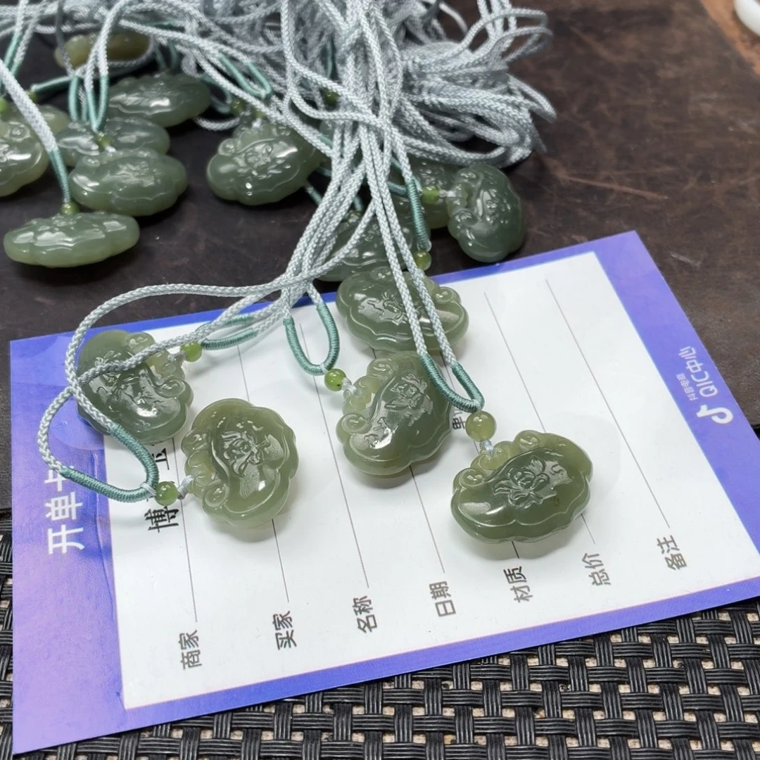 颈饰未镶嵌和田玉多样性发货拍一发一