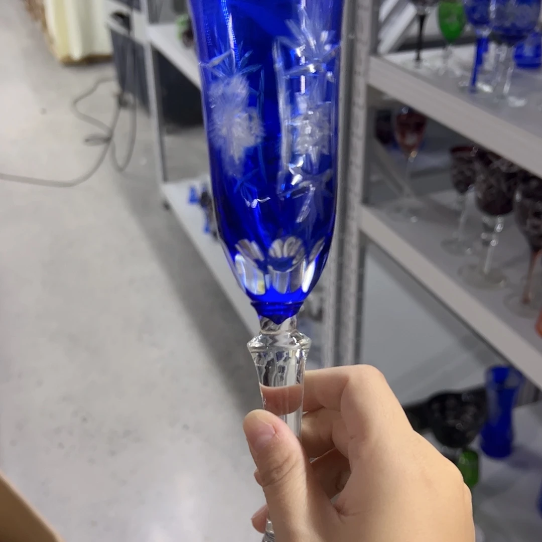 水晶玻璃平底款微瑕一个