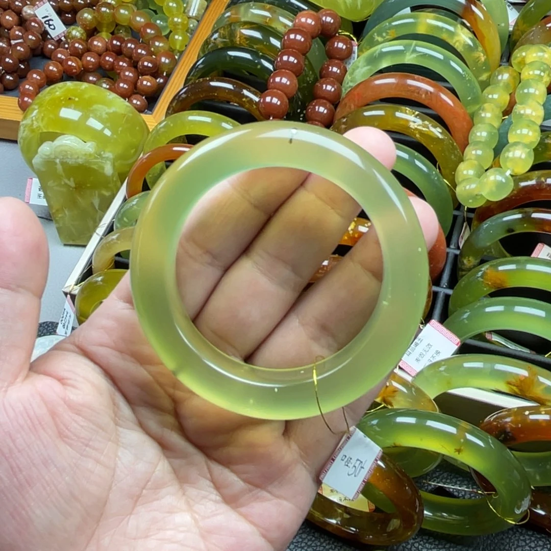 未镶嵌蛇纹石玉手镯