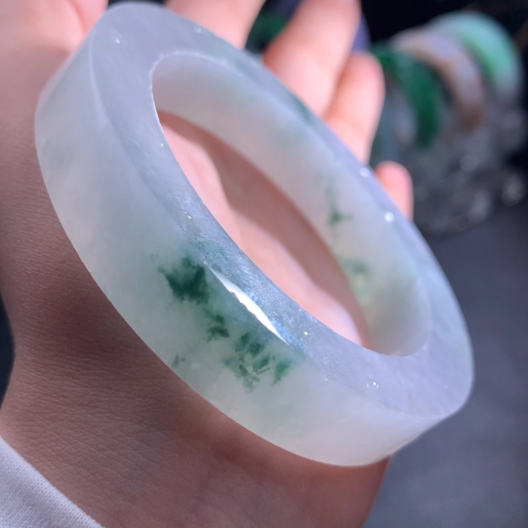 未镶嵌翡翠定制翡翠冰飘花