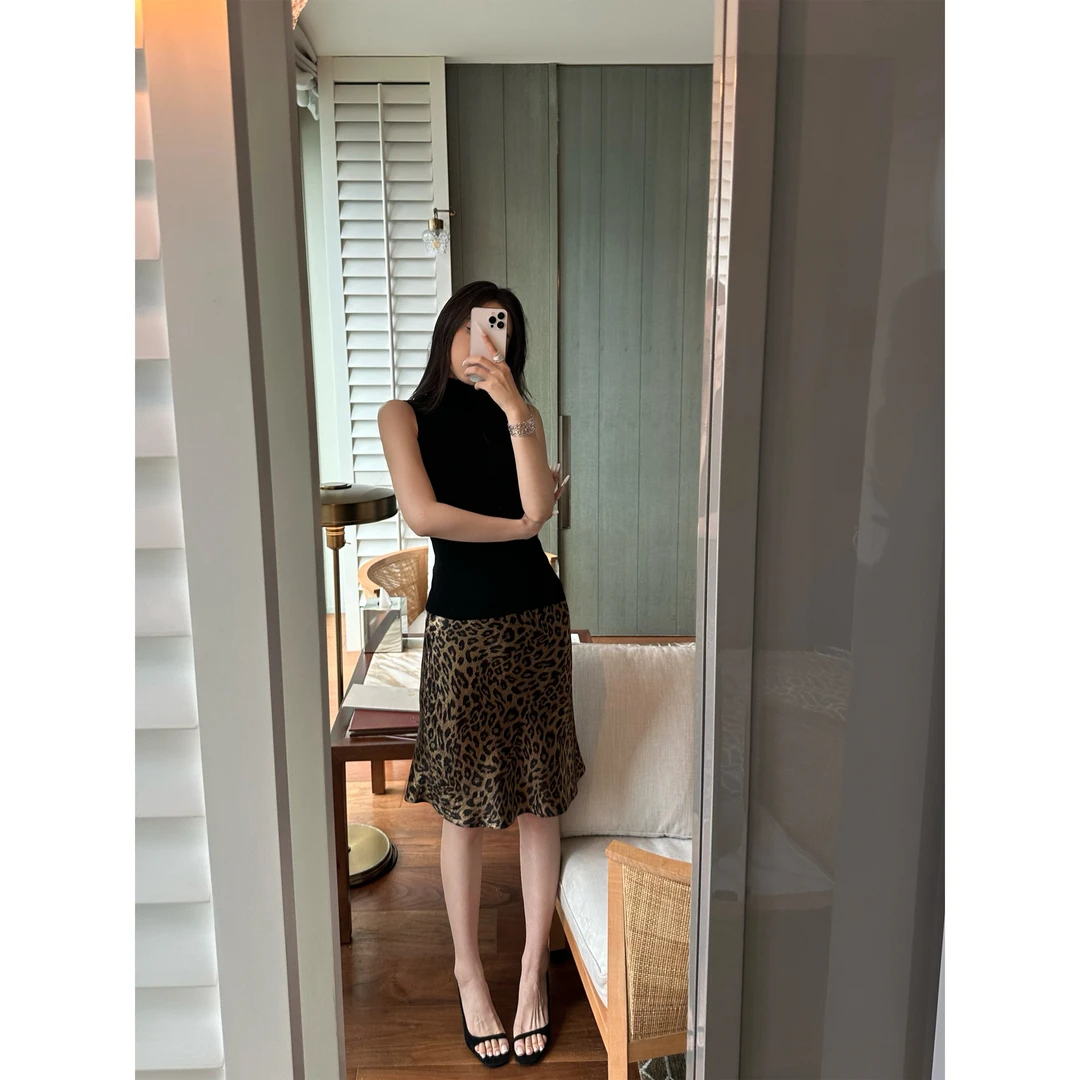 5werkwen 多巴胺透氧 高领无袖针织背心33-02