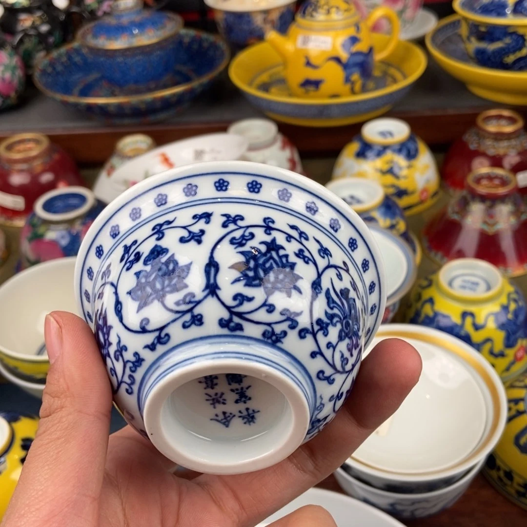 陶瓷艺术家的作品是一