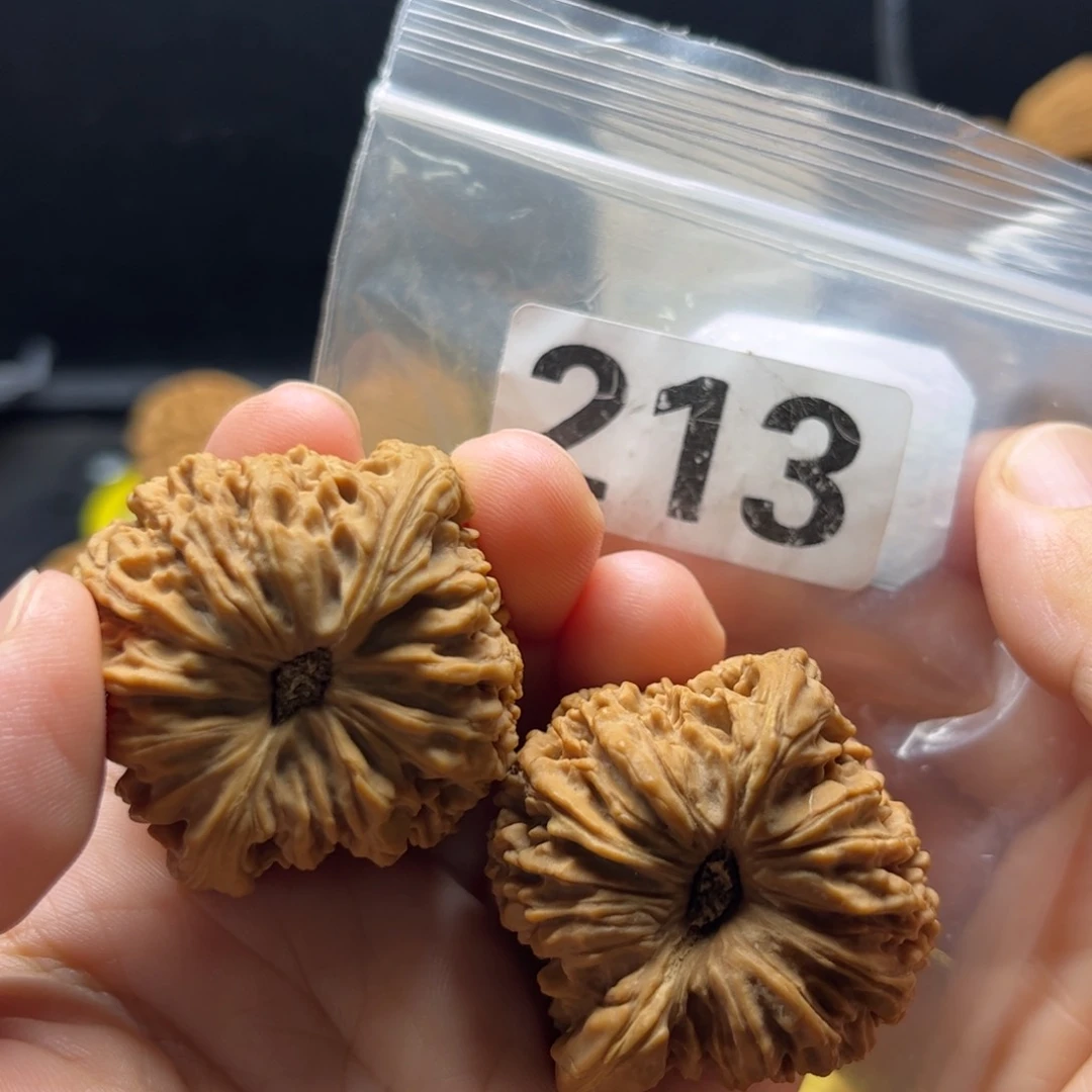 文玩核桃吊坠高炮拉丝凹底4.2