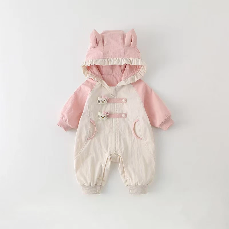 新款婴儿衣服春秋宝宝新生儿哈衣外出服连帽冲锋衣外套连体衣爬服