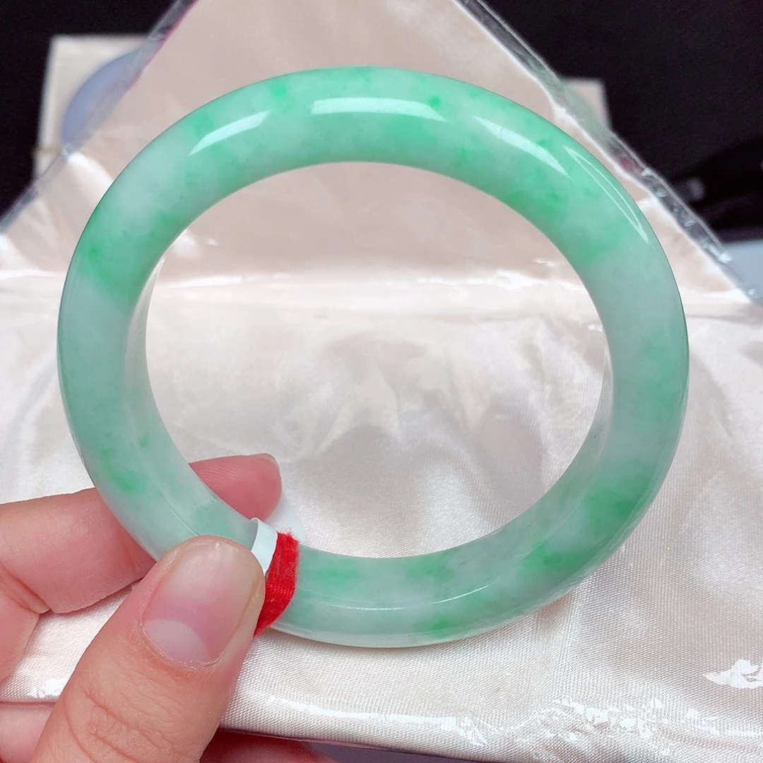 翡翠未镶嵌手镯正圈57