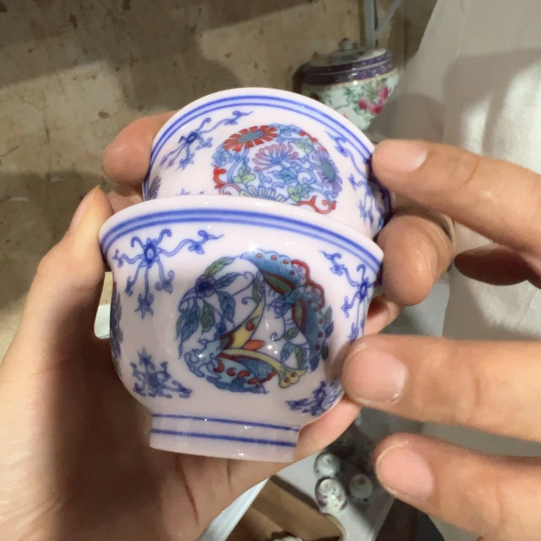 瓷片景德镇陶瓷团蝶团菊主人杯2只