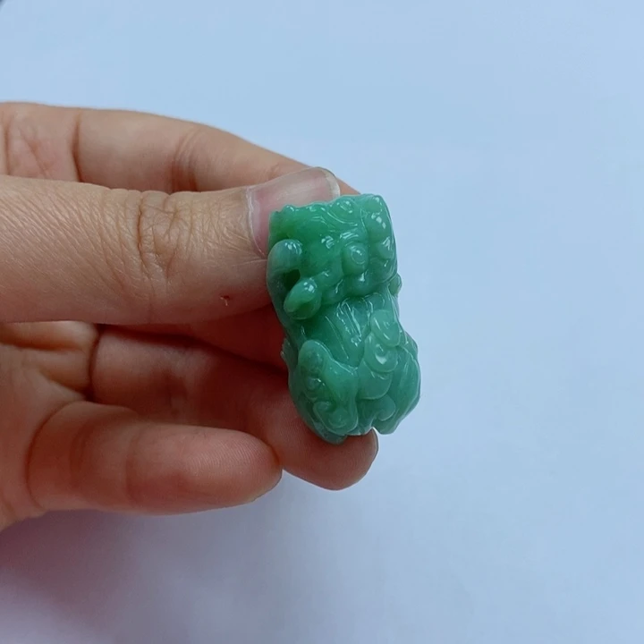 翡翠颈饰未镶嵌用****7天然翡翠