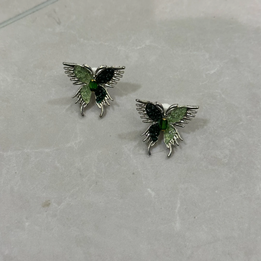 铜合金仿水晶耳饰 王大嘴原创 “绿晶蝴蝶”耳钉A730