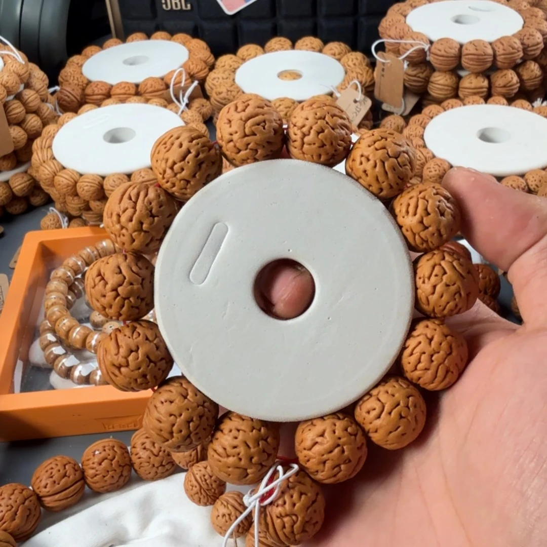 桃核手串《**》20盘锦肌肉纹