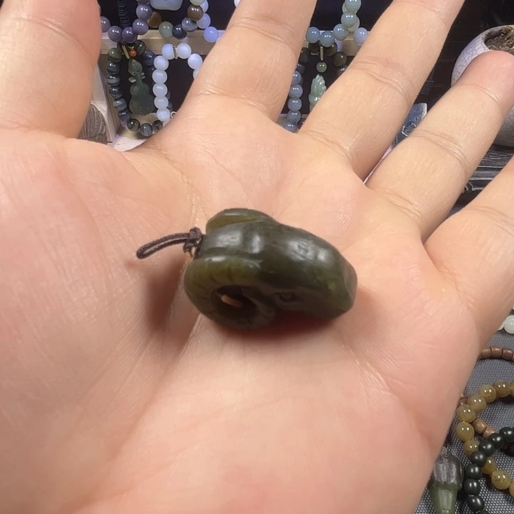 和田玉（糖玉）未镶嵌颈饰