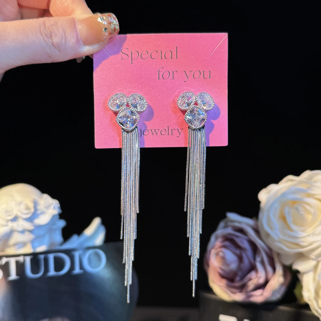 铜合金耳饰 忆瑶】超闪锆石气质长款流苏耳环时尚百搭个性小众耳钉