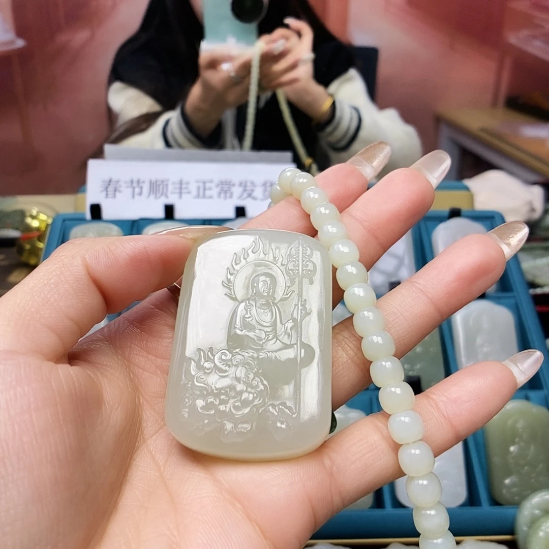 和田玉颈饰未镶嵌热*.