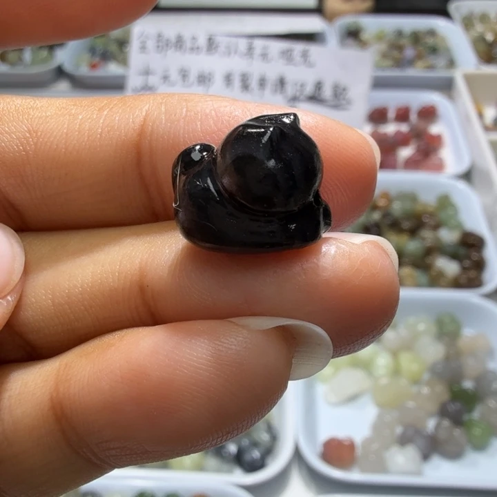 和田玉未镶嵌珠宝奇石