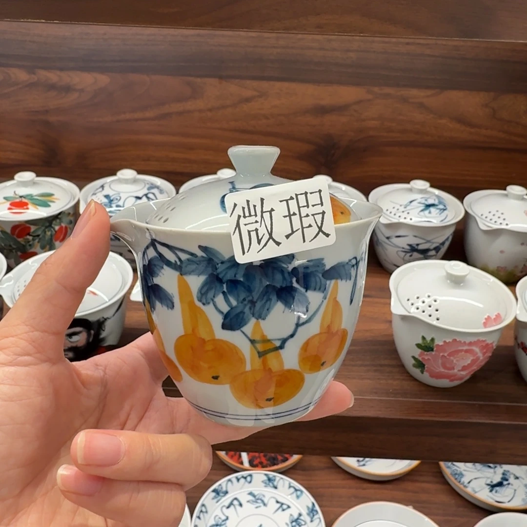 釉下手绘茶具微瑕