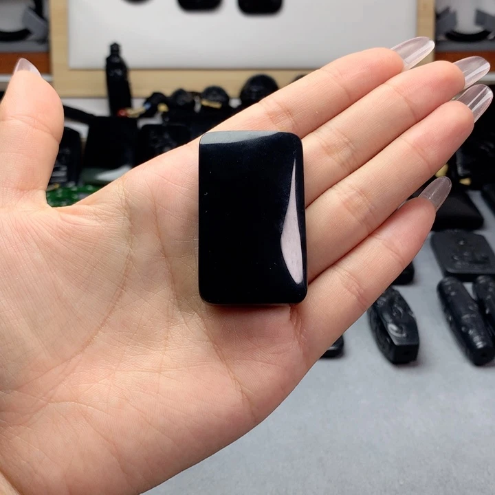 和田玉（墨玉）未镶嵌挂件体验款