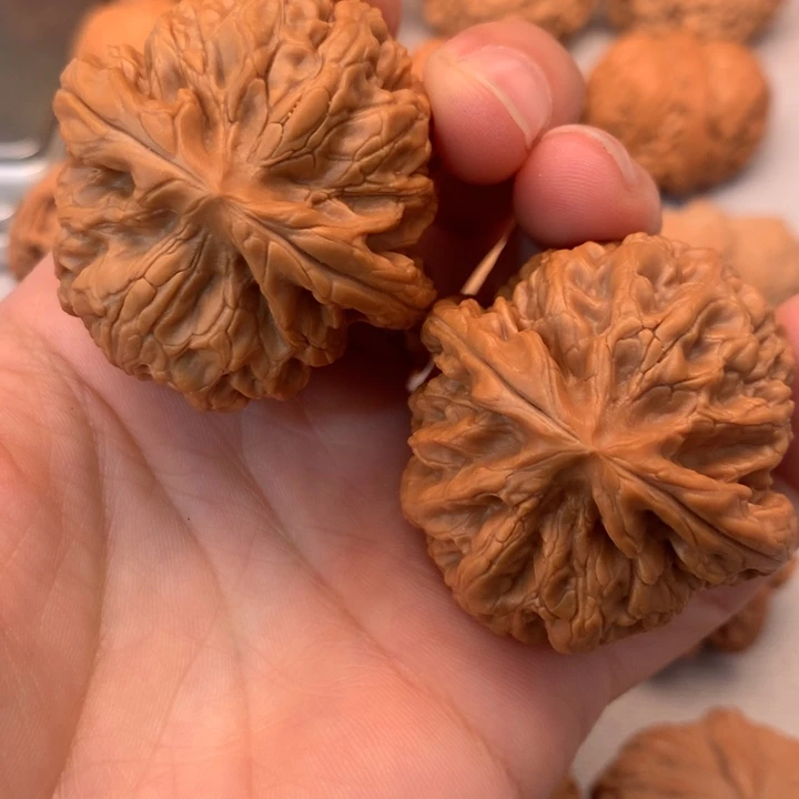 把件文玩核桃红锦鲤41