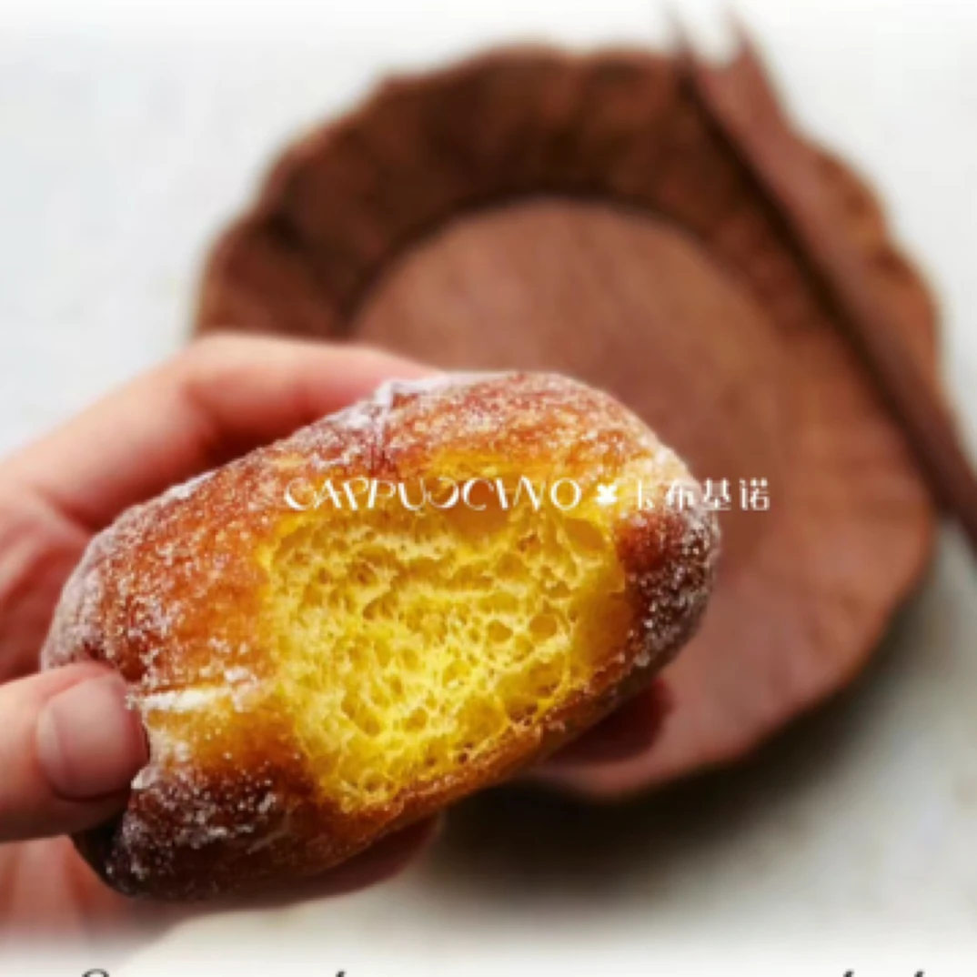 卡布基诺生甜甜圈