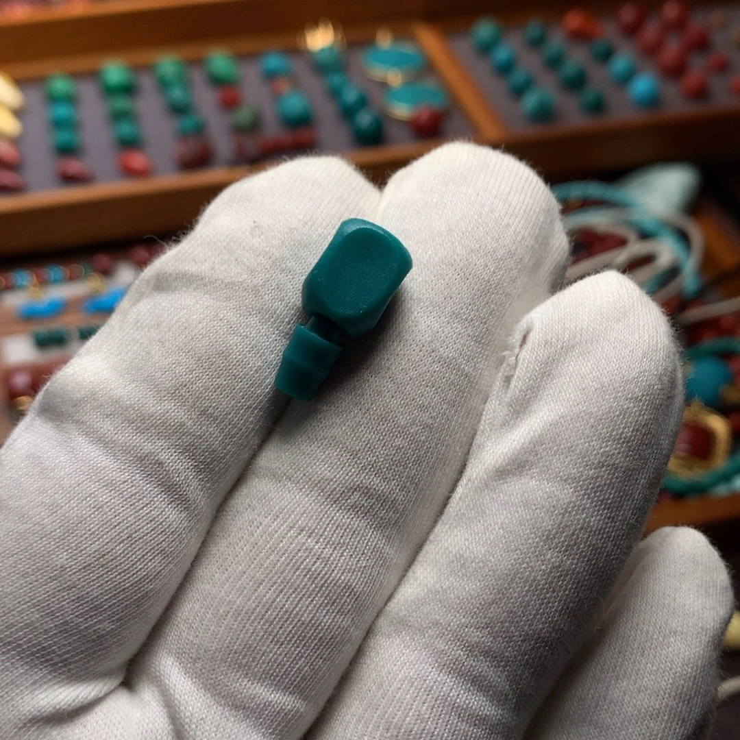 绿松石未镶嵌三通