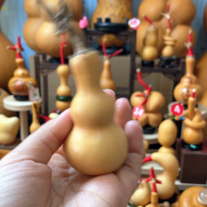彦***多这么晚遍又有谁在