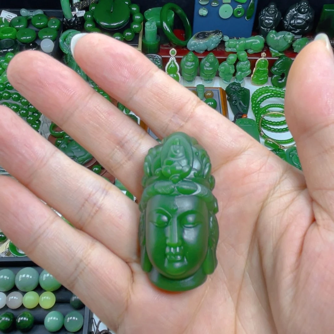 和田玉（碧玉）未镶嵌颈饰能买断不退的聊