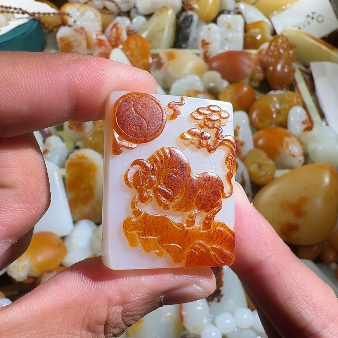 ௸***ꦙ和田玉未镶嵌挂件