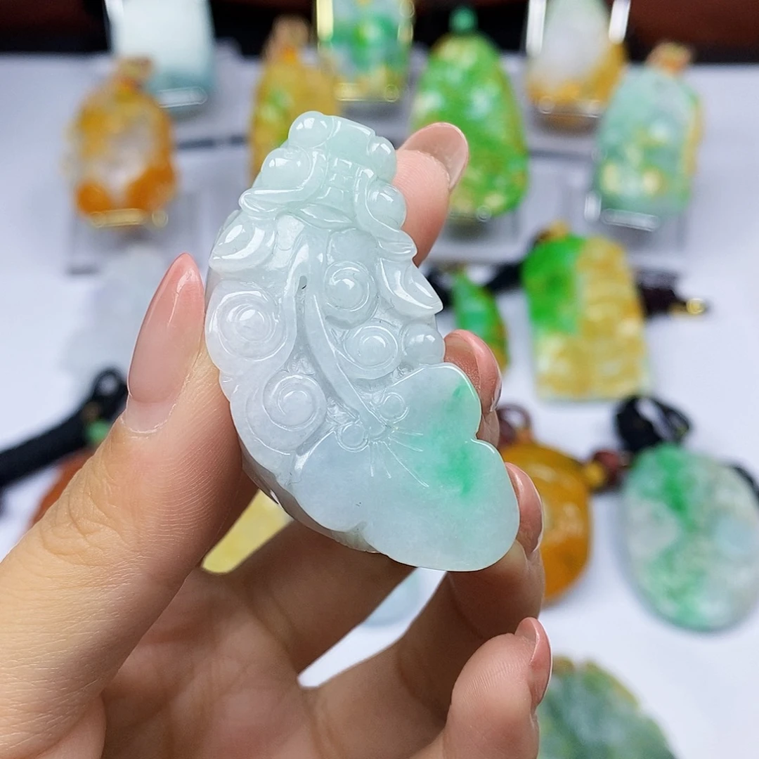 颈饰未镶嵌翡翠天然翡翠A货