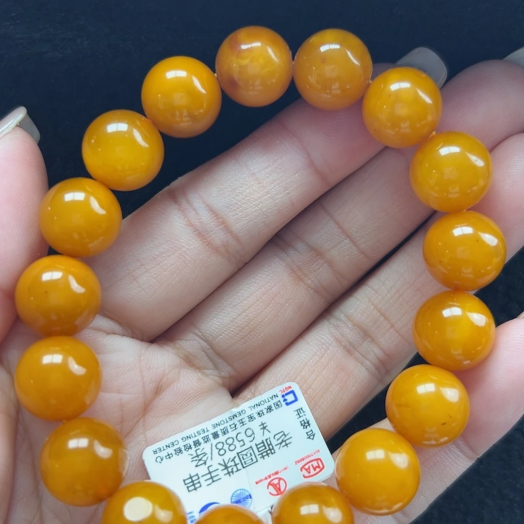 未镶嵌琥珀珠宝奇石