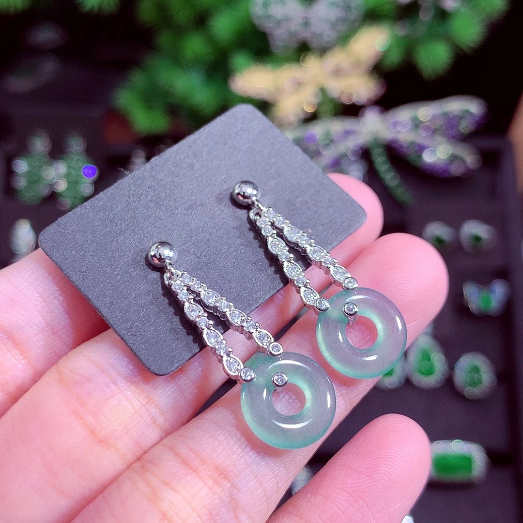 颈饰未镶嵌翡翠天然