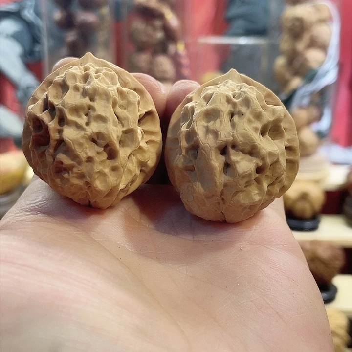 文玩核桃把件云铁13