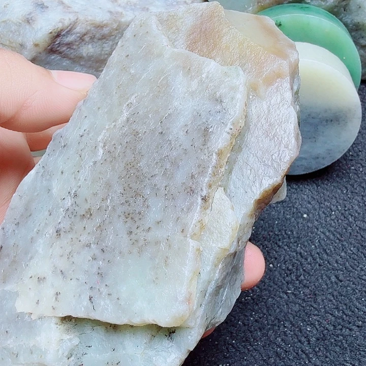 和田玉（糖玉）未镶嵌珠宝半成品