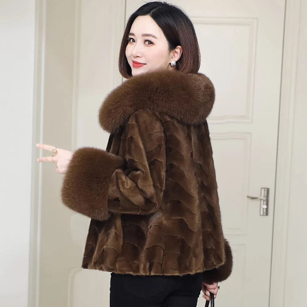 貂皮大衣女2025冬季新款海宁水貂毛皮草狐狸毛领短款妈妈保暖外套