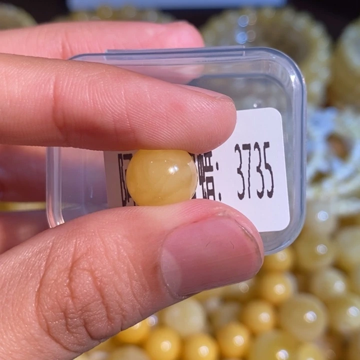 琥珀未镶嵌珠宝奇石3735