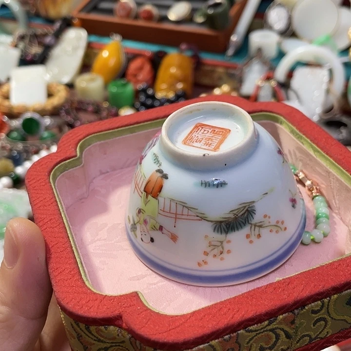 嘉***衣青花手绘小主人杯子