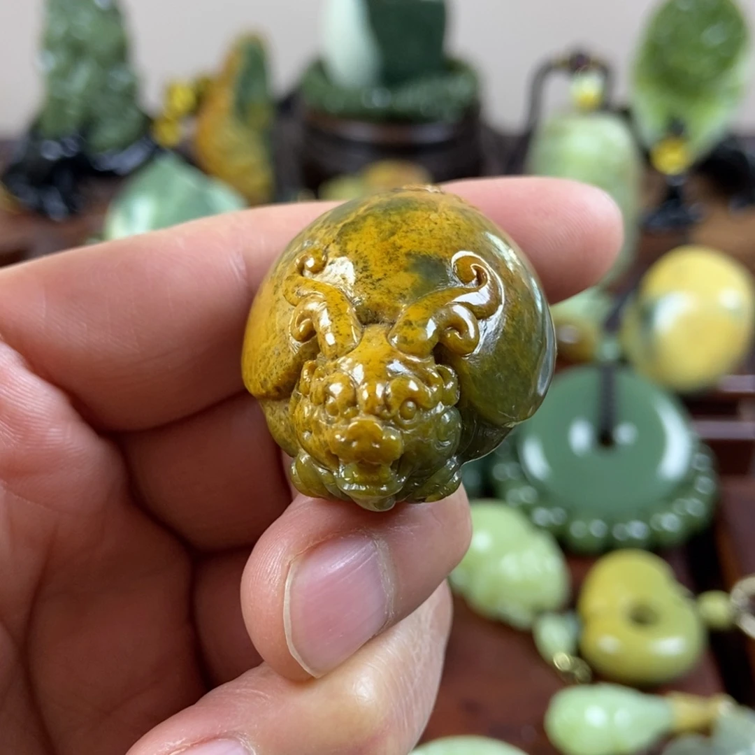 岫岩河磨玉（透闪石质玉）未镶嵌珠宝奇石