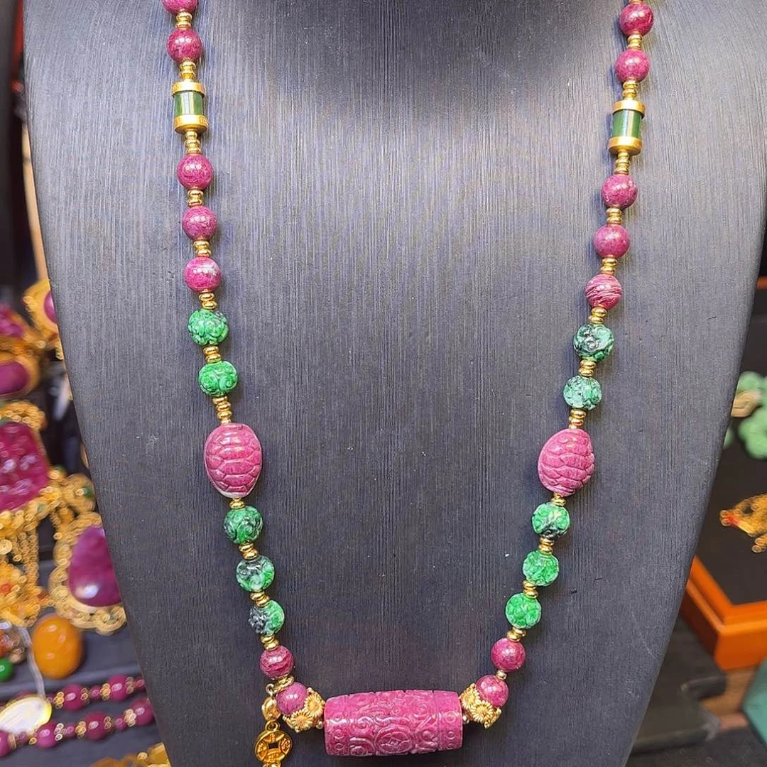 未镶嵌红宝石颈饰