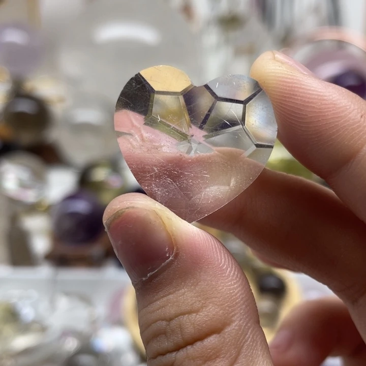 水晶未镶嵌珠宝半成品