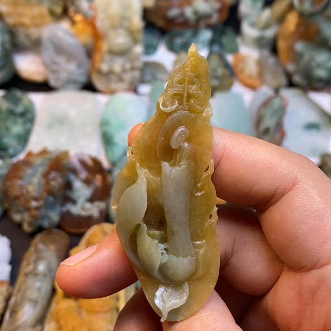 定制翡翠未镶嵌特色3