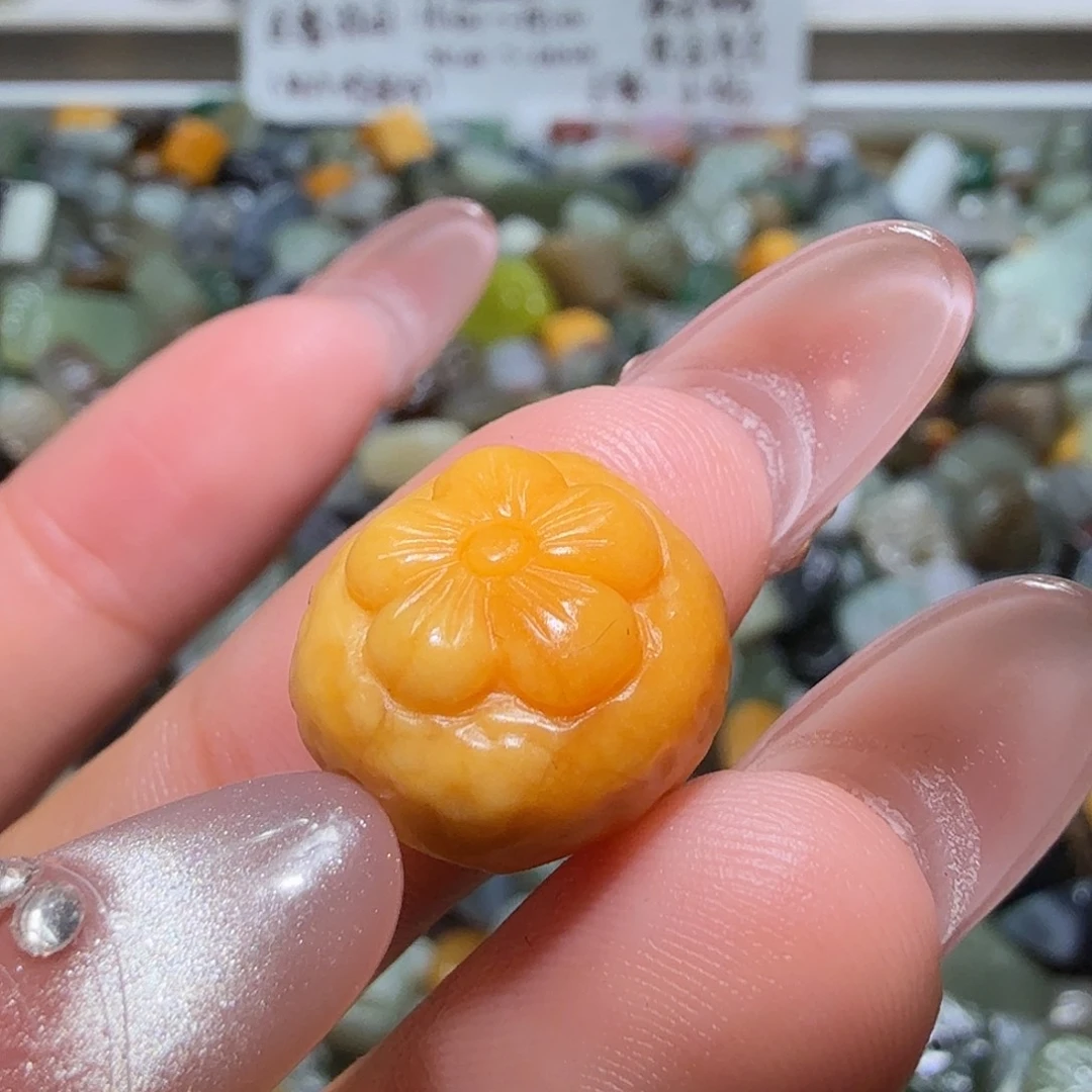 和田玉未镶嵌珠宝奇石